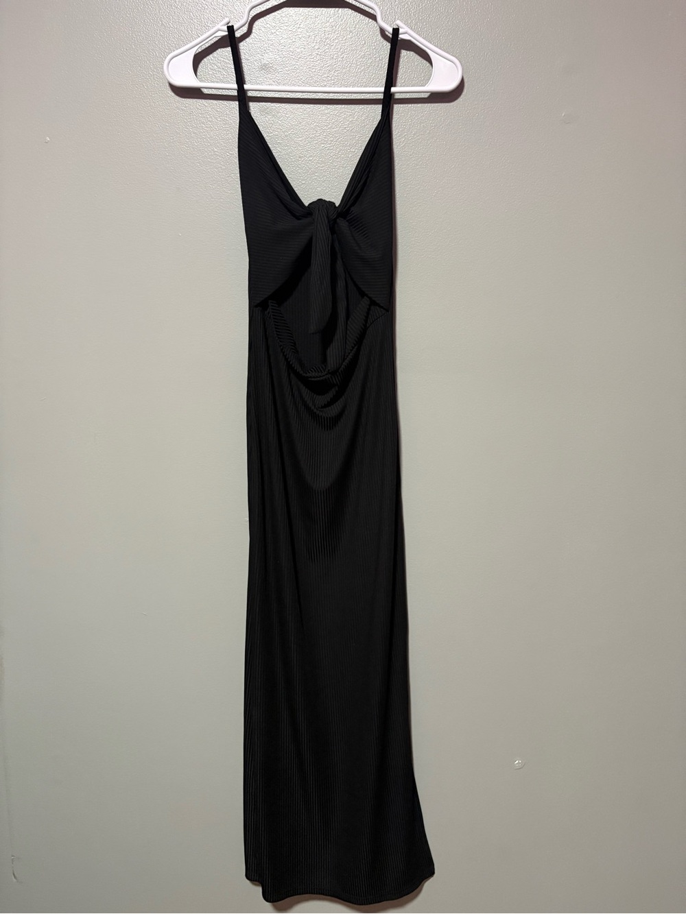 Black Ribbed Cutout Maxi Dress Size Medium | Knot Front Bodycon Vacation Dress